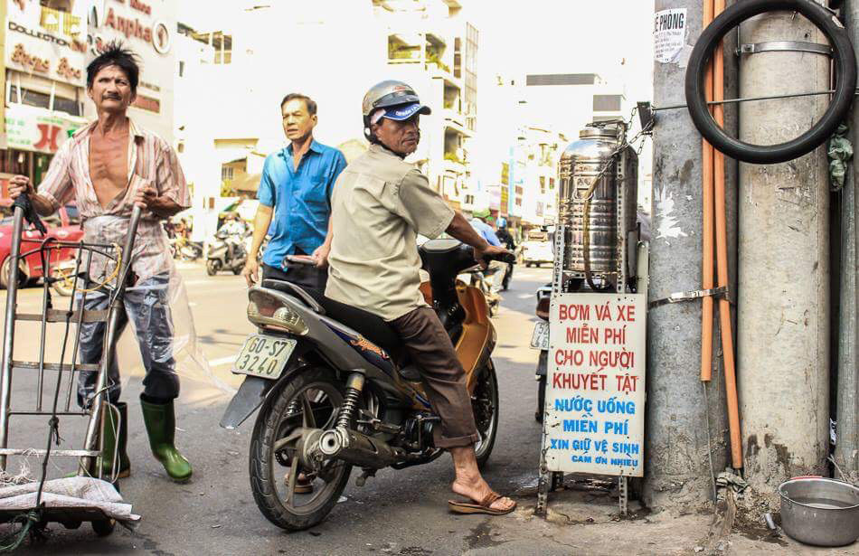 Những[-]con[-]hẻm[-]thú[-]vị[-]làm[-]nên[-]vẻ[-]đẹp[-]Sài[-]Gòn[-]